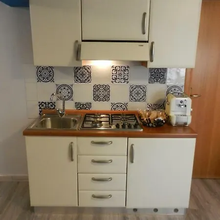 Station Apartment